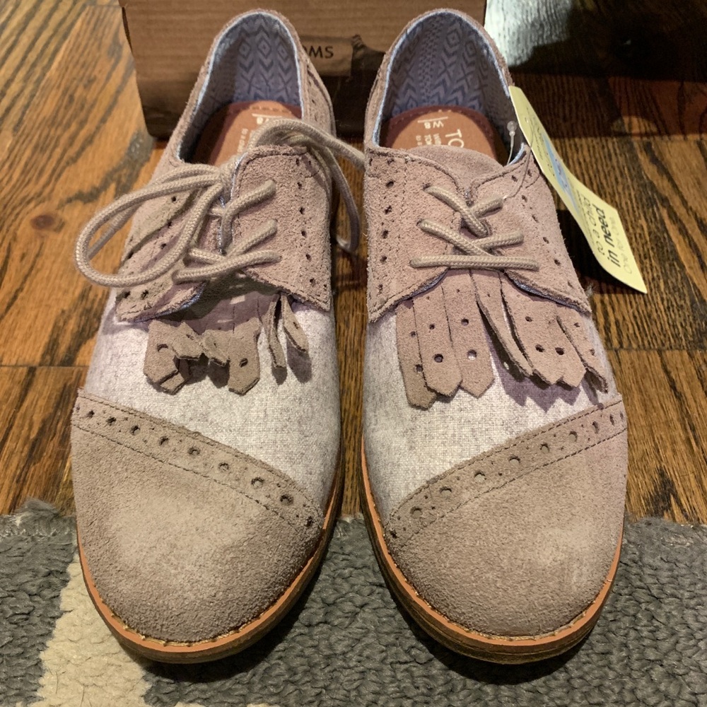 TOMS “Brouge”
